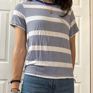 American Eagle summer tshirt